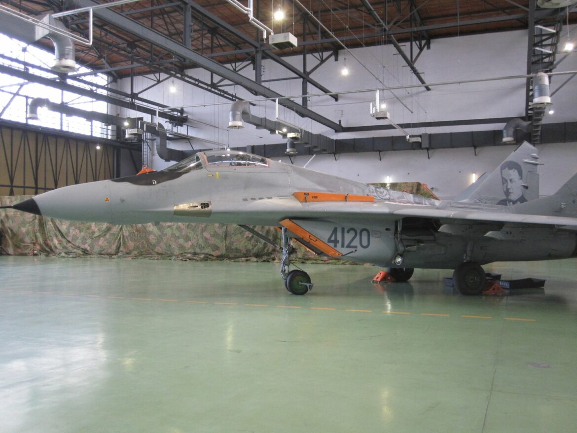 Polska przekaże ukraińskiej armii 28 MiG-ów-29