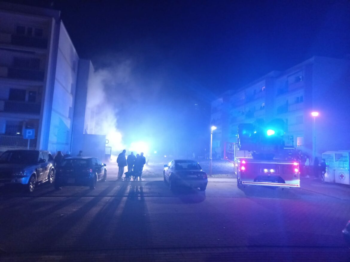 45 osób ewakuowano po pożarze piwnicy w budynku wielorodzinnym w Sztumie.